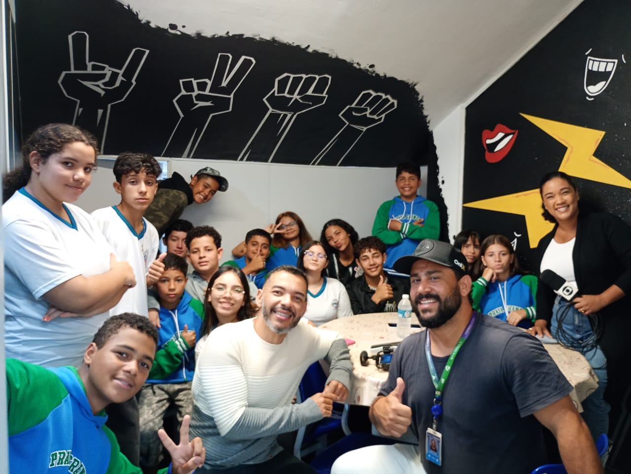 Entrevista com a equipe da TV Tribuna